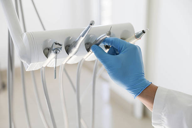 Professional Tooth Extraction technician working in Yosemite Lakes, CA